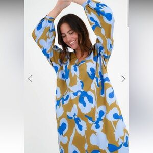 Closed Puff Sleeve Dress in Oceanic Blue In Multi